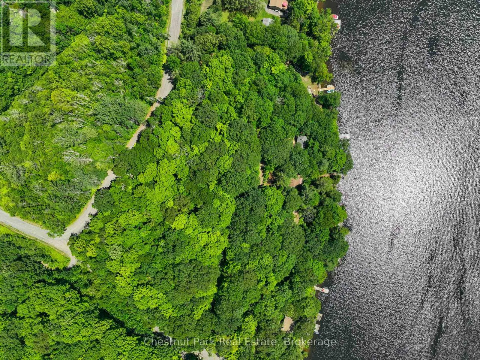 1054 10 DEEWOOD DRIVE