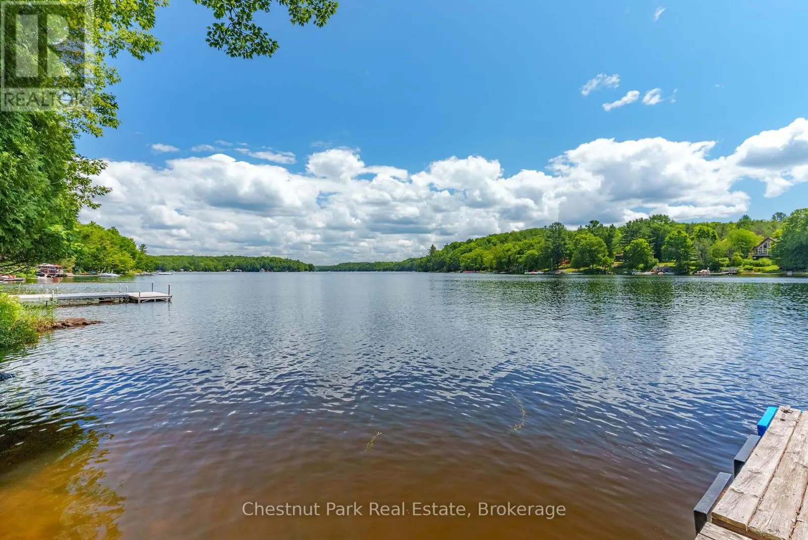 1054 10 DEEWOOD DRIVE