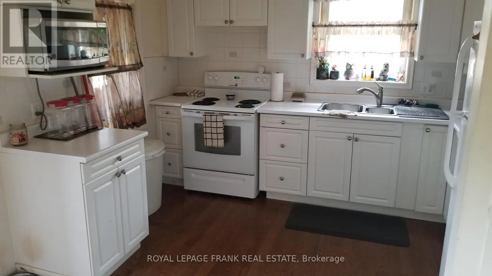 31 BOULTER LAKE ROAD