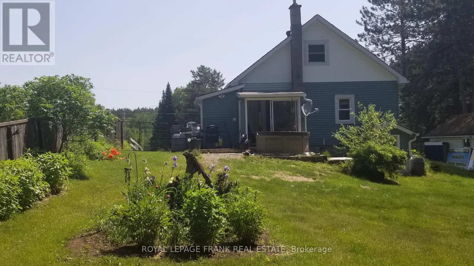 31 BOULTER LAKE ROAD