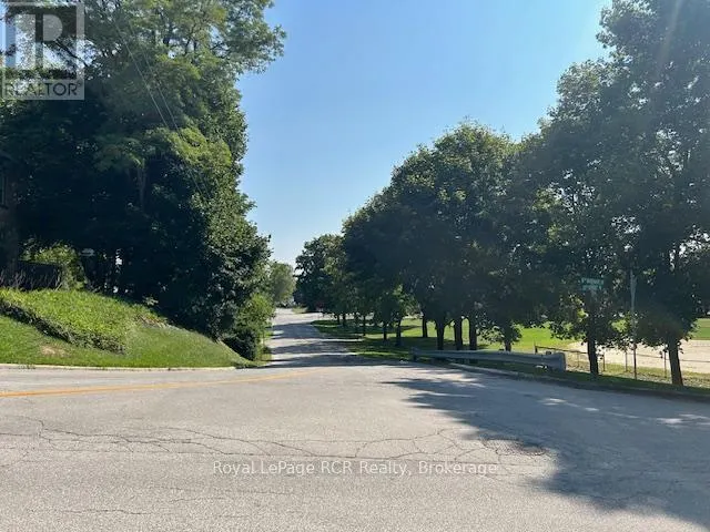 2310 5TH AVE AVENUE W