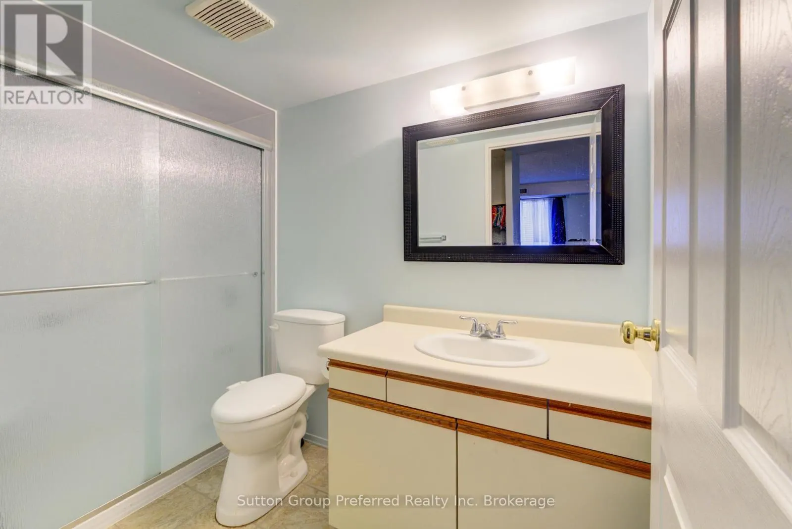 102 - 163 FERGUSON AVENUE, #102