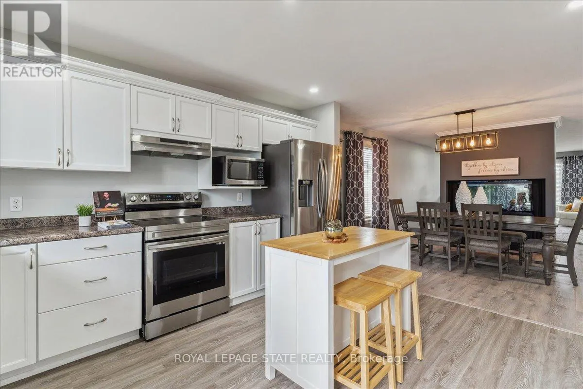 29 MAPLEVIEW DRIVE