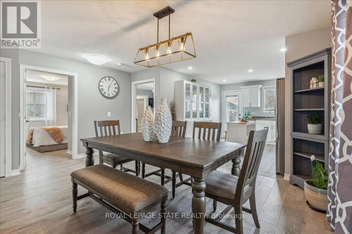 29 MAPLEVIEW DRIVE