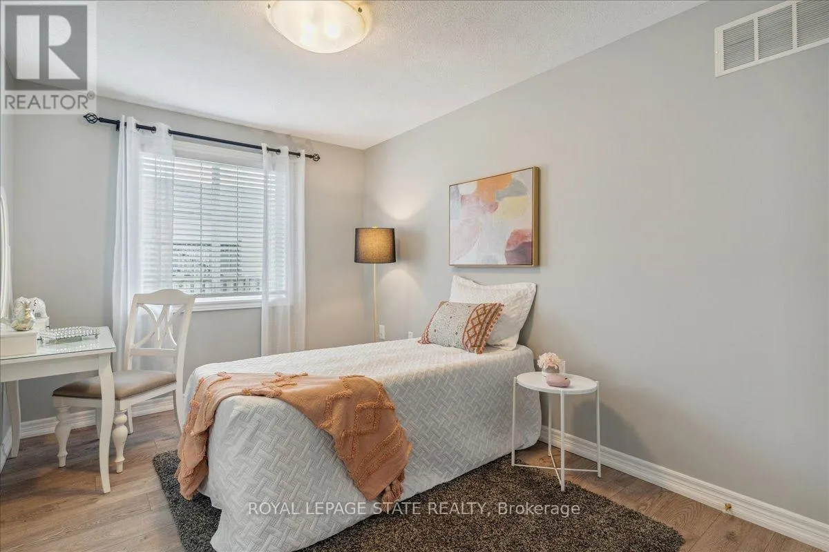 29 MAPLEVIEW DRIVE