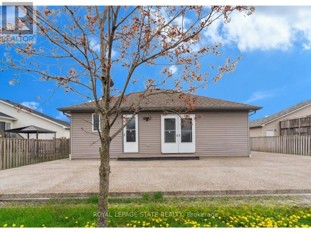 29 MAPLEVIEW DRIVE