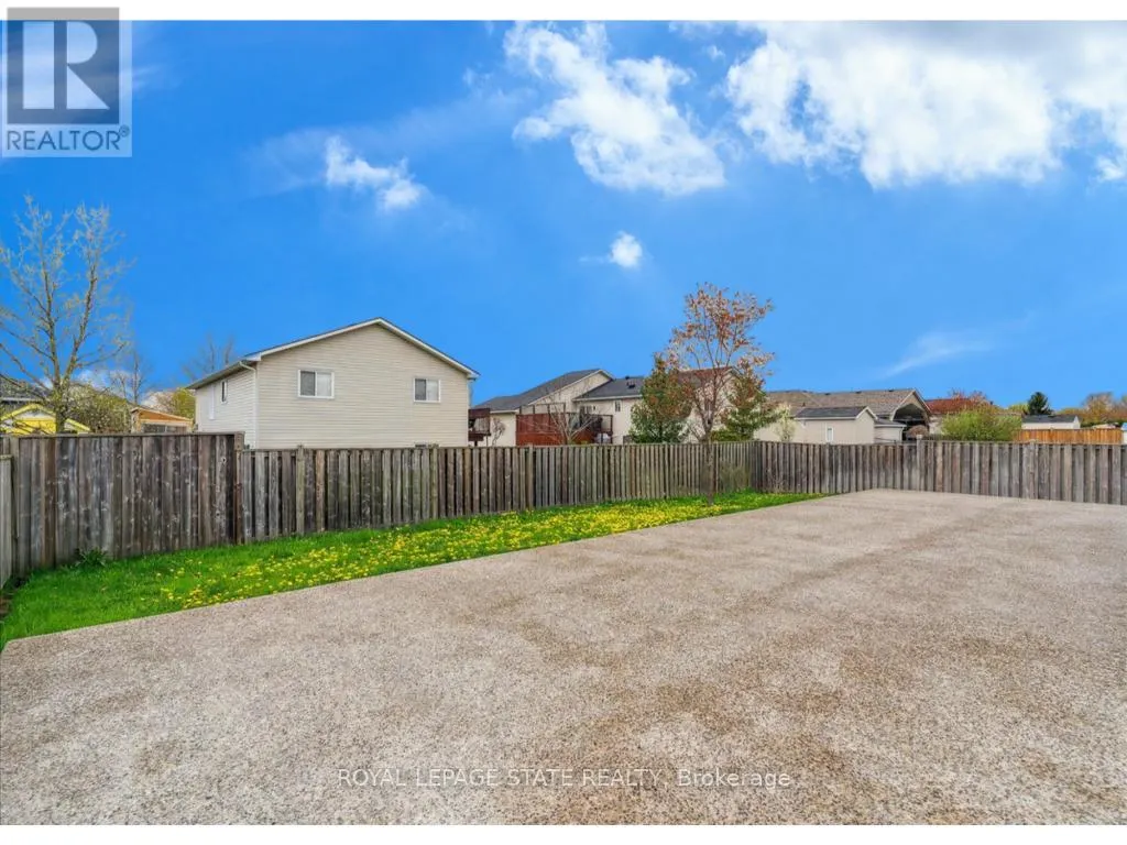 29 MAPLEVIEW DRIVE