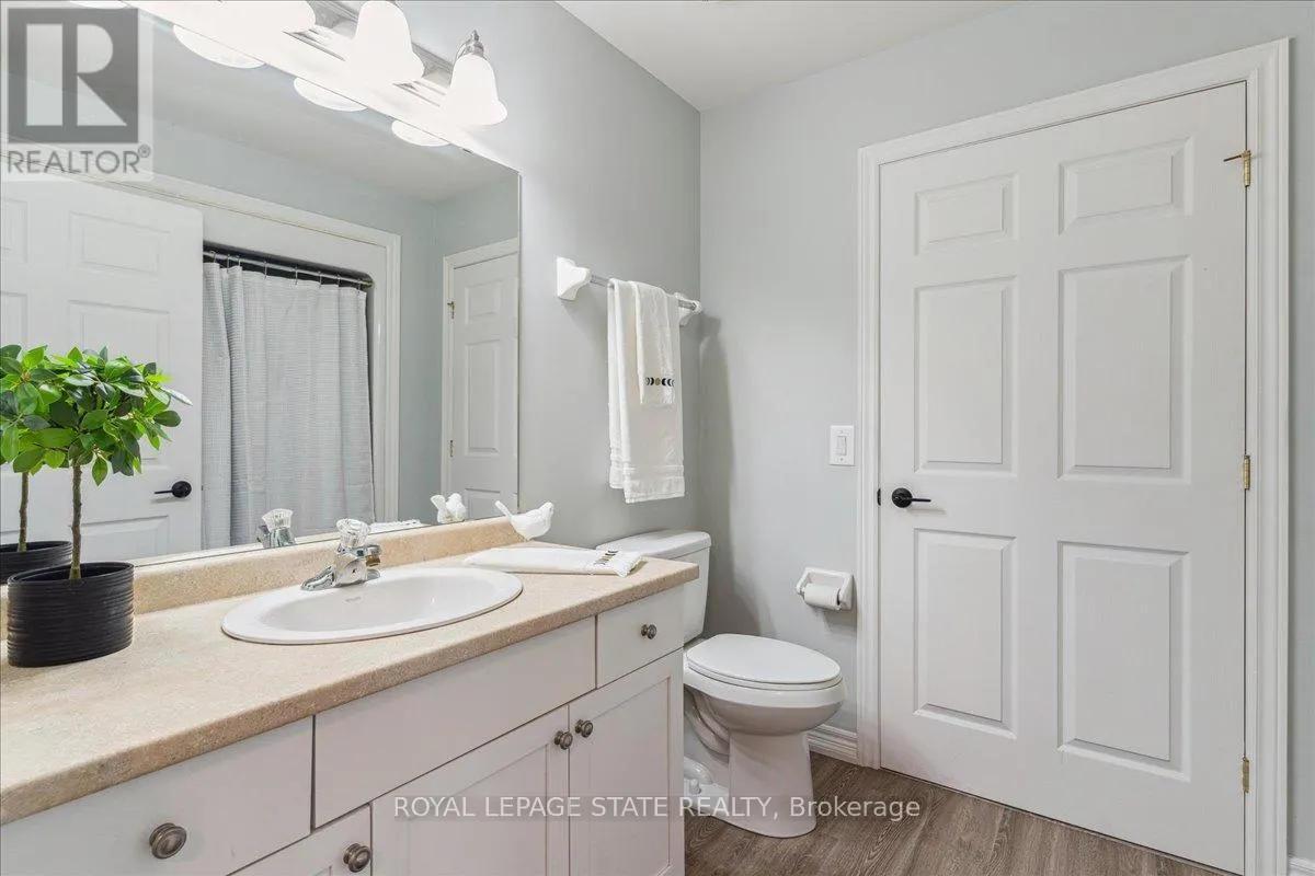 29 MAPLEVIEW DRIVE