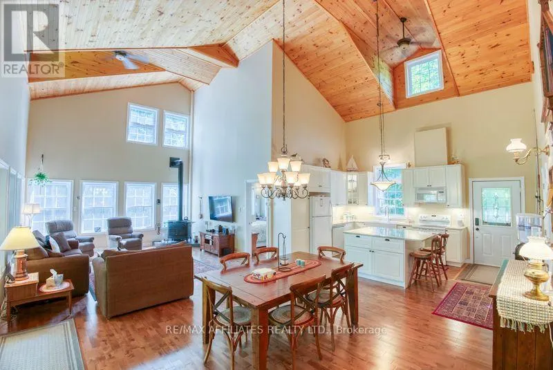 200 WALNUT POINT ROAD