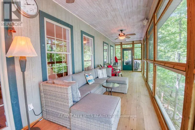 200 WALNUT POINT ROAD