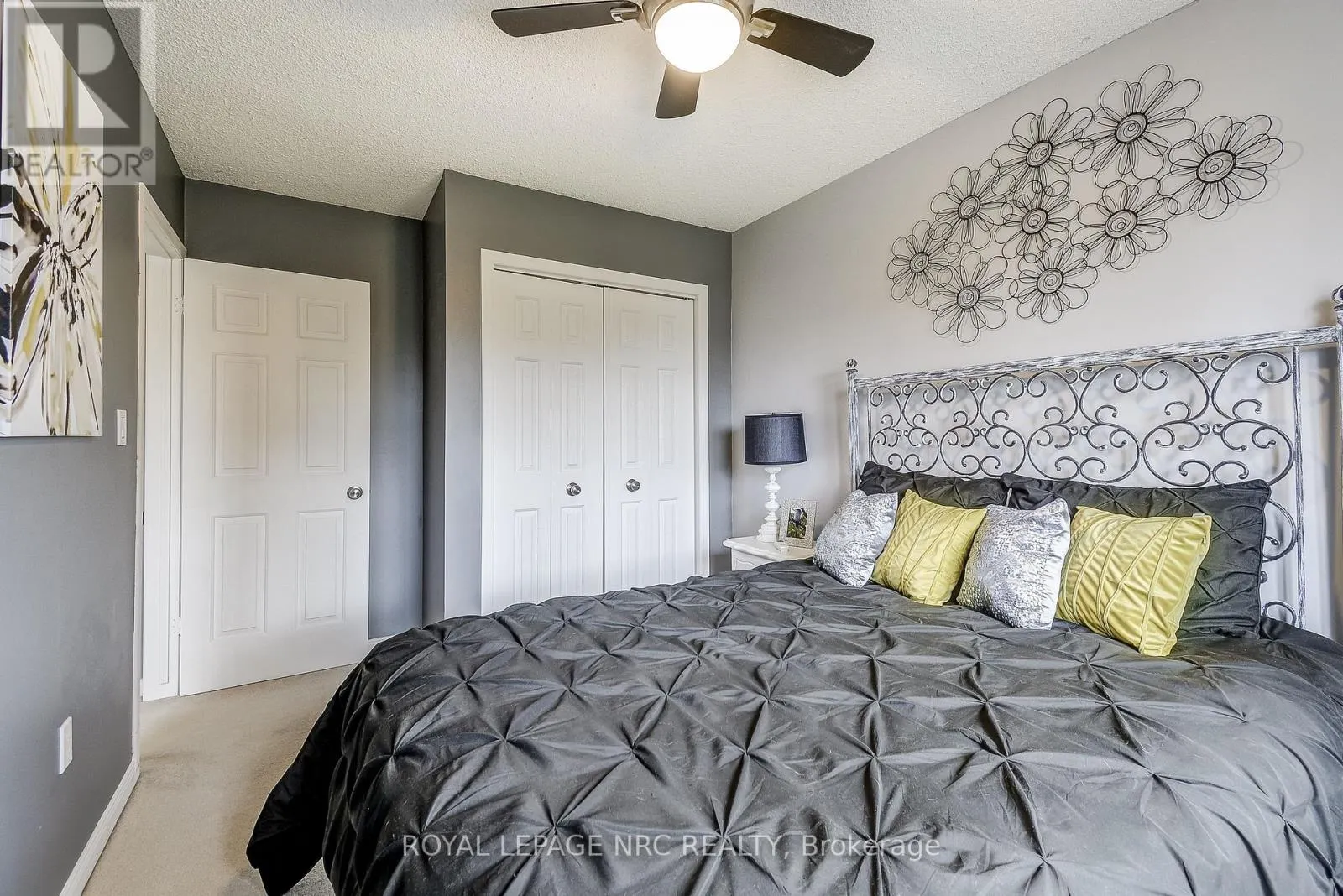 11 - 159 CANBORO ROAD, #11