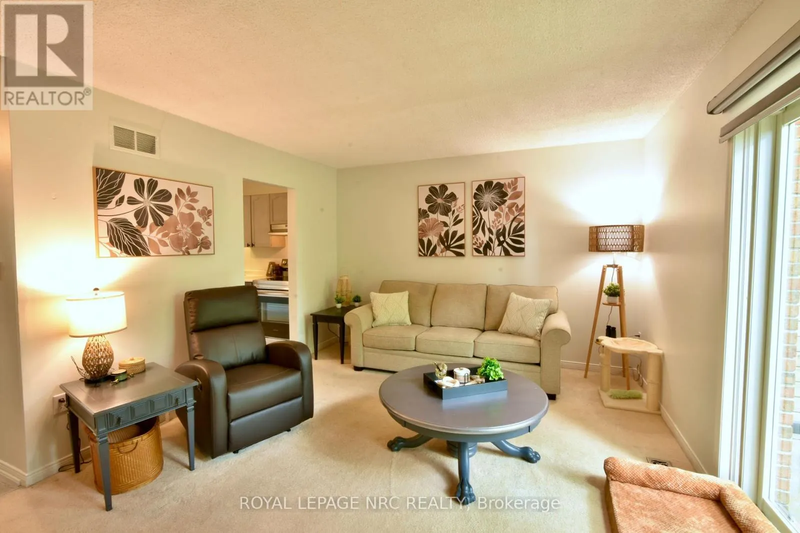 11 - 159 CANBORO ROAD, #11