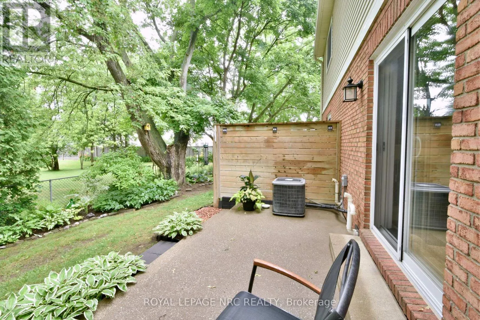 11 - 159 CANBORO ROAD, #11