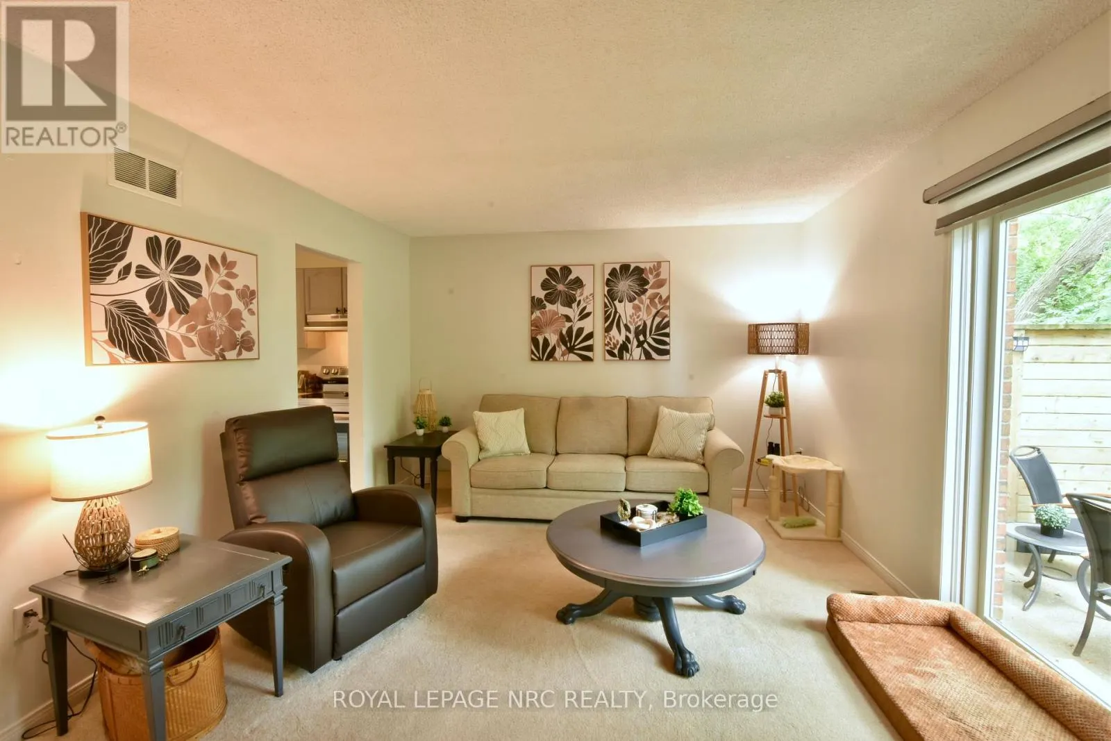 11 - 159 CANBORO ROAD, #11