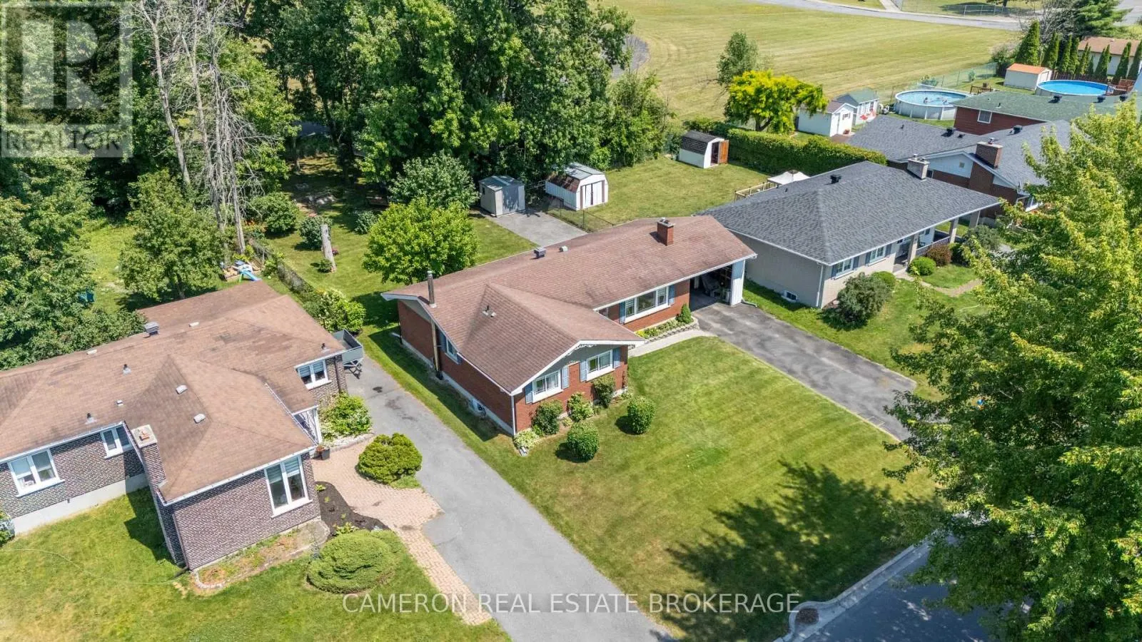 523 LYNWOOD DRIVE