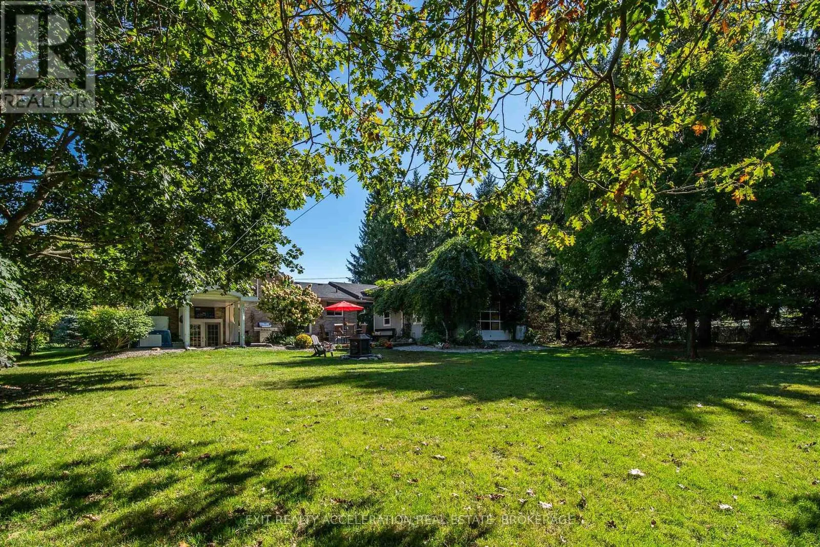 35 RIVERVIEW DRIVE