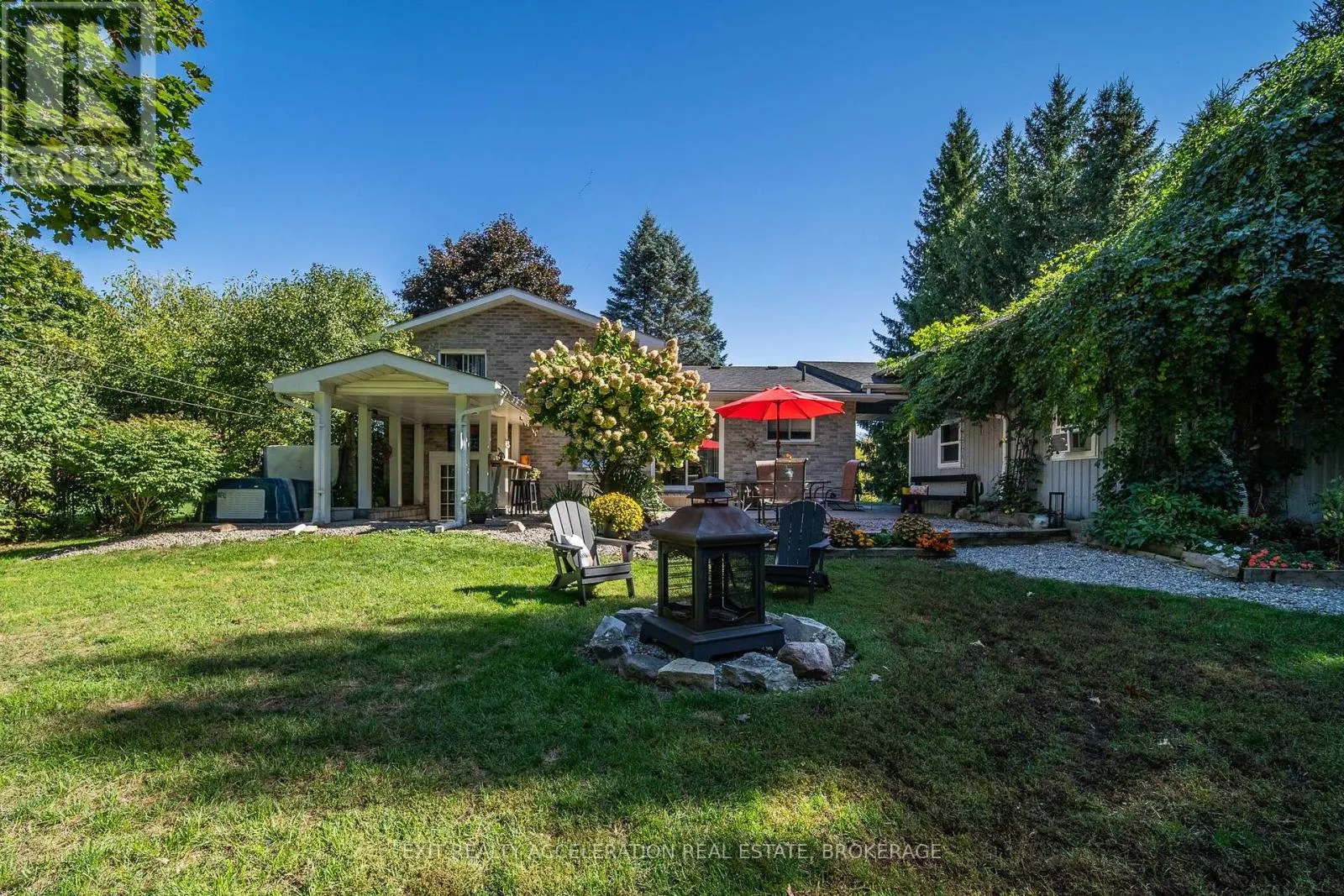 35 RIVERVIEW DRIVE