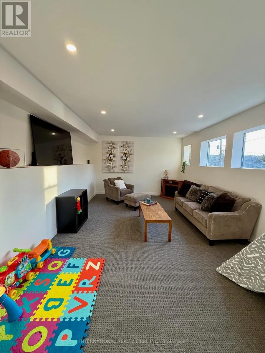 336 CLEAR LAKE ROAD
