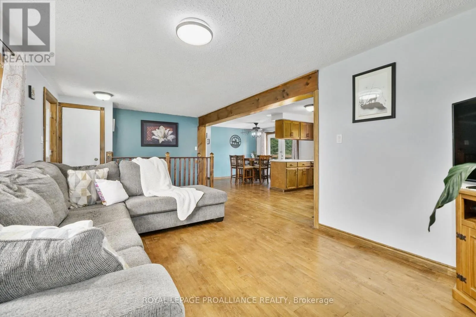 16 MACK TRAIL