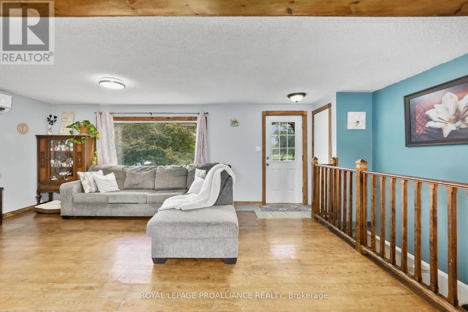 16 MACK TRAIL