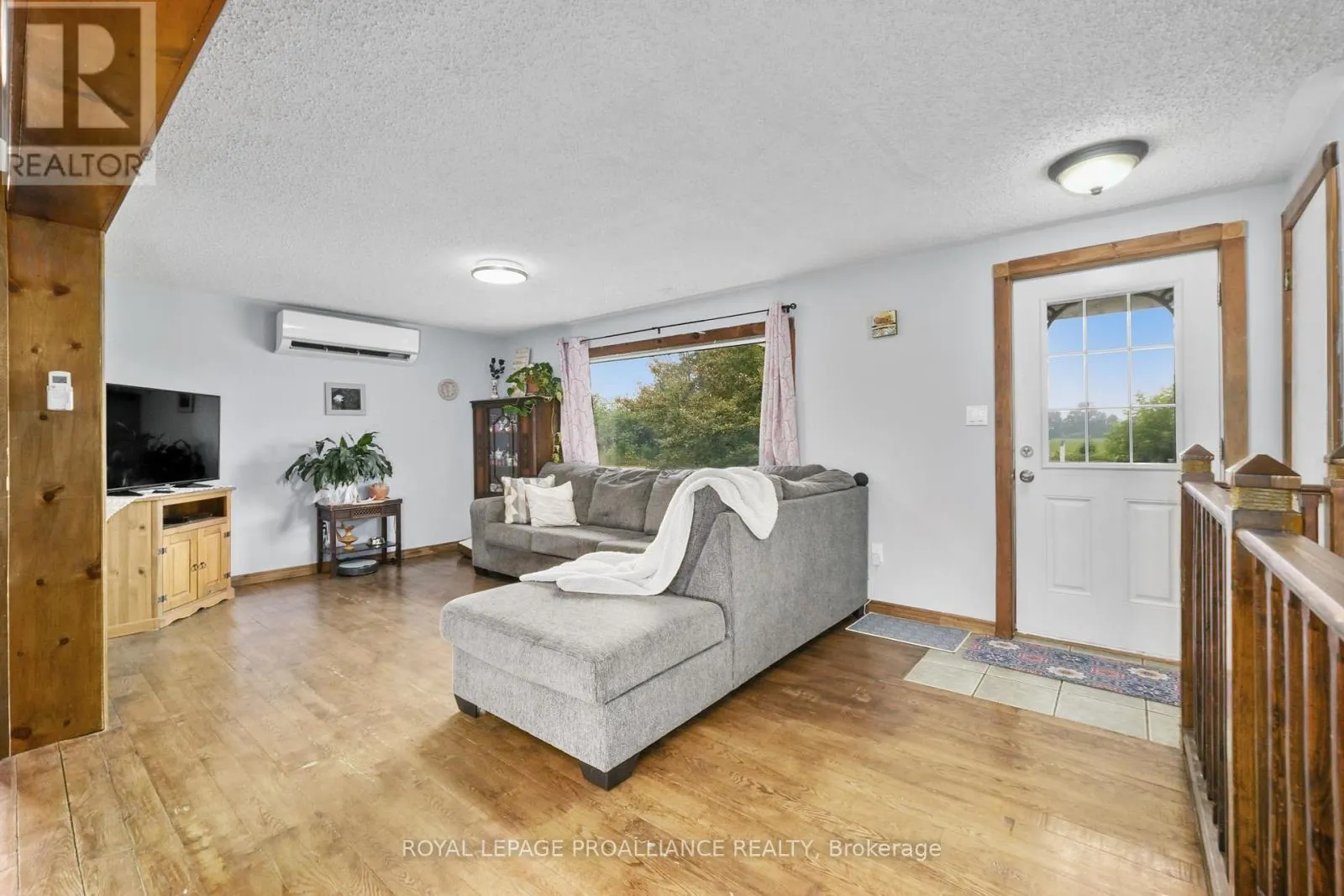 16 MACK TRAIL