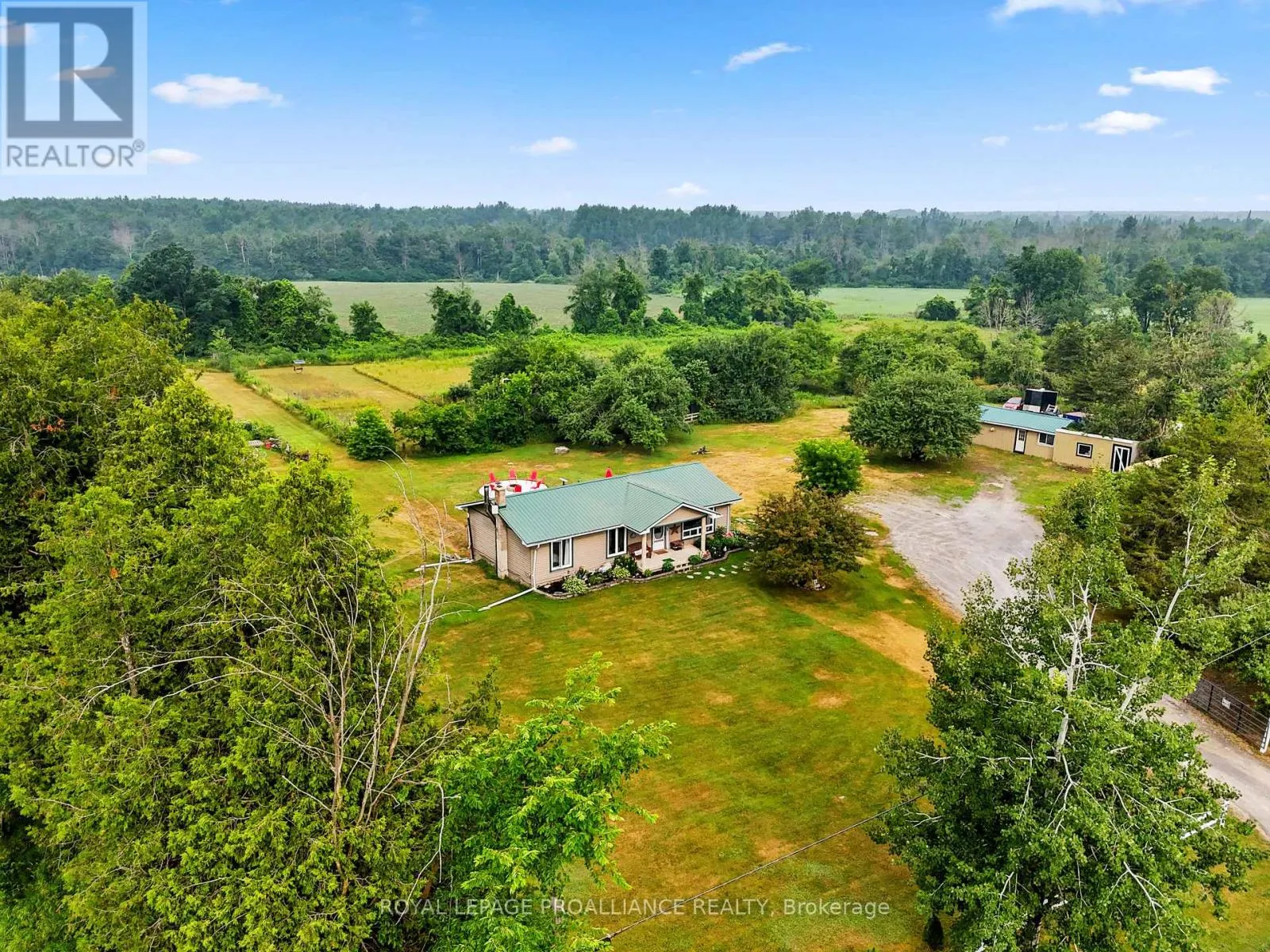 16 MACK TRAIL