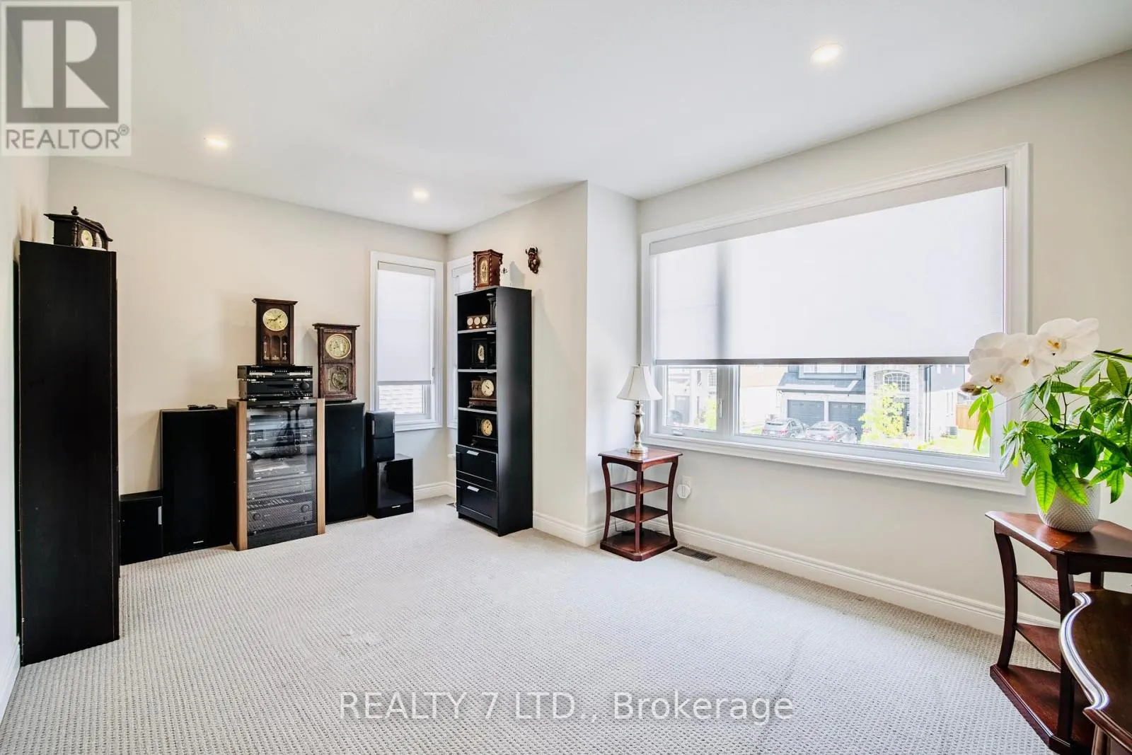 128 SUSAN DRIVE