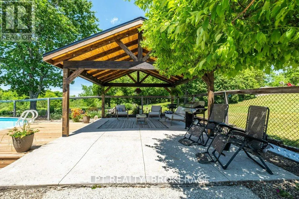 1758 FORTY FOOT ROAD