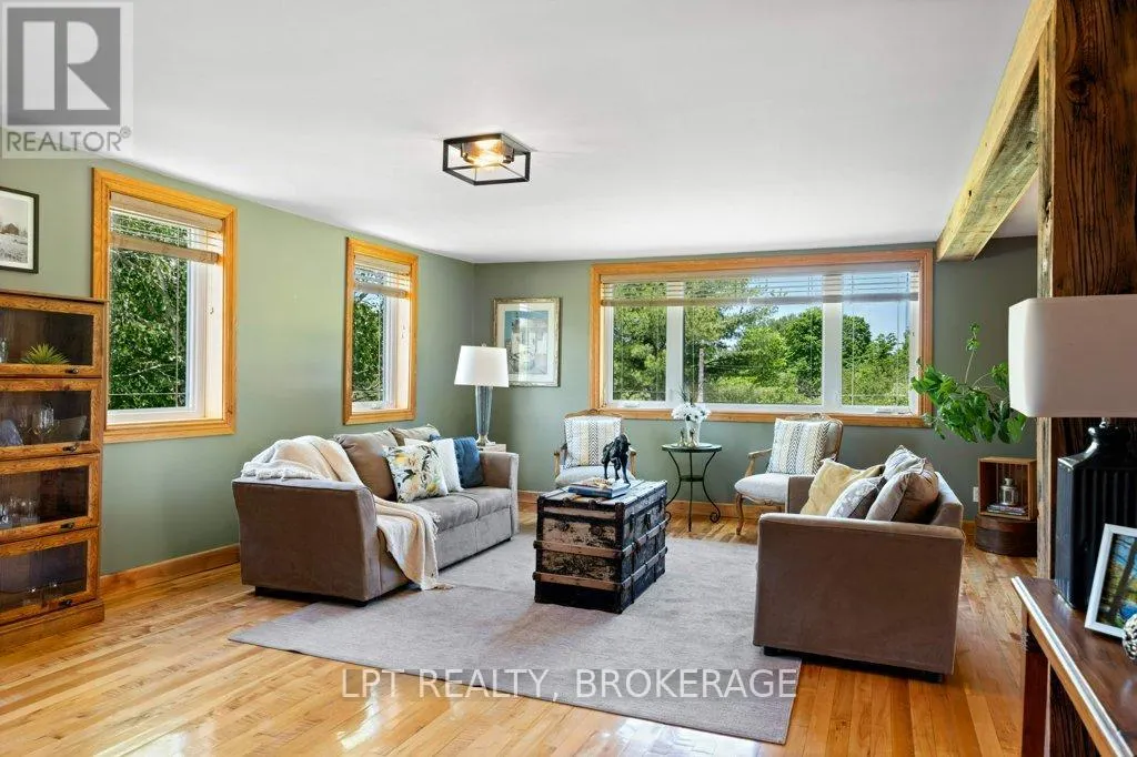 1758 FORTY FOOT ROAD