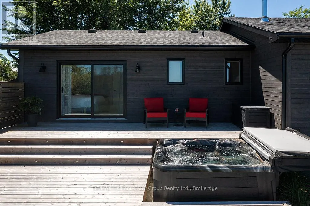 125 MOUNTAIN ROAD