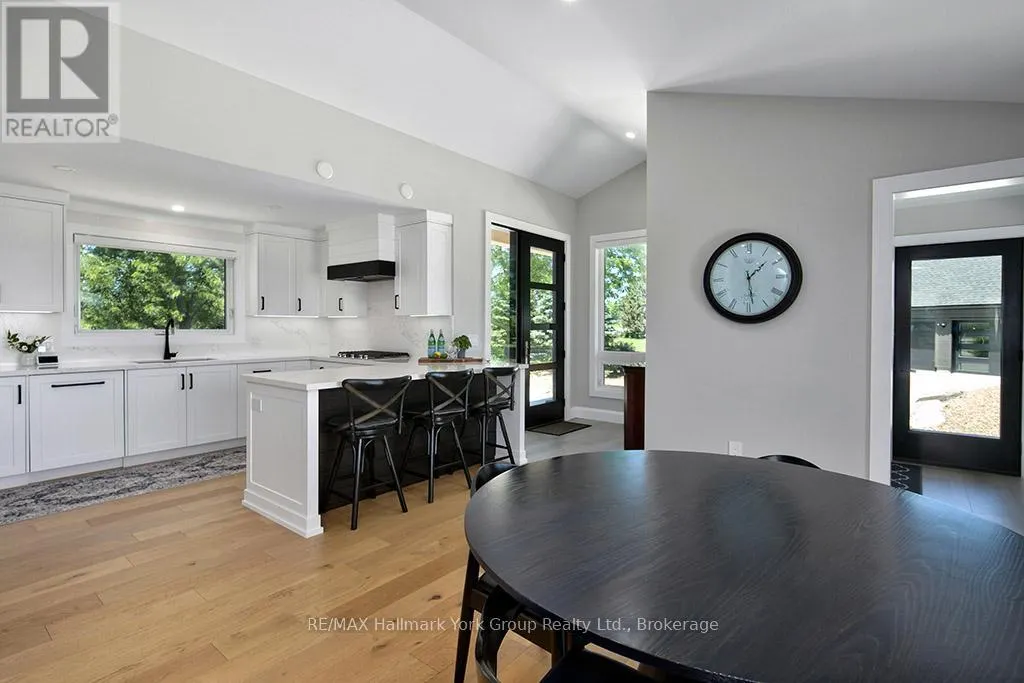 125 MOUNTAIN ROAD