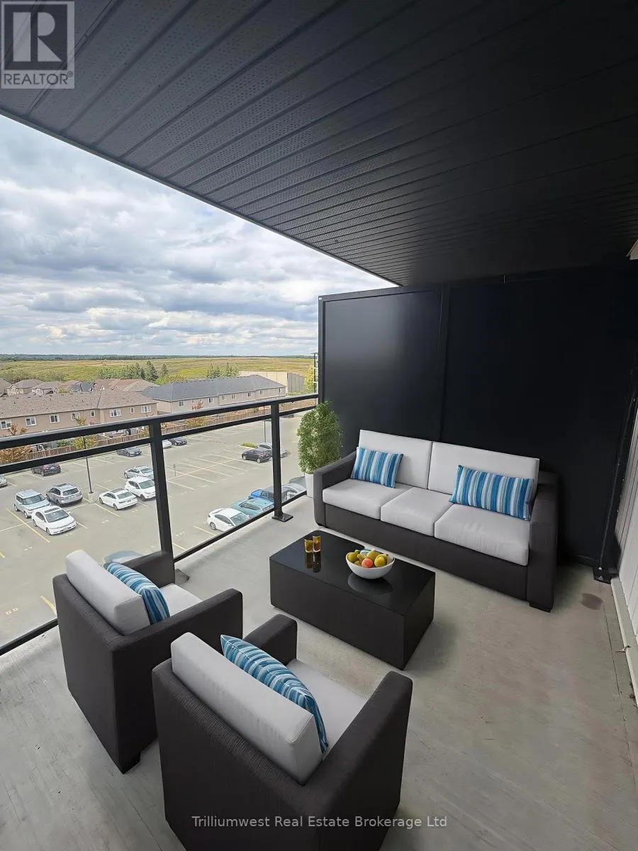 405 - 108 SUMMIT RIDGE DRIVE, #405