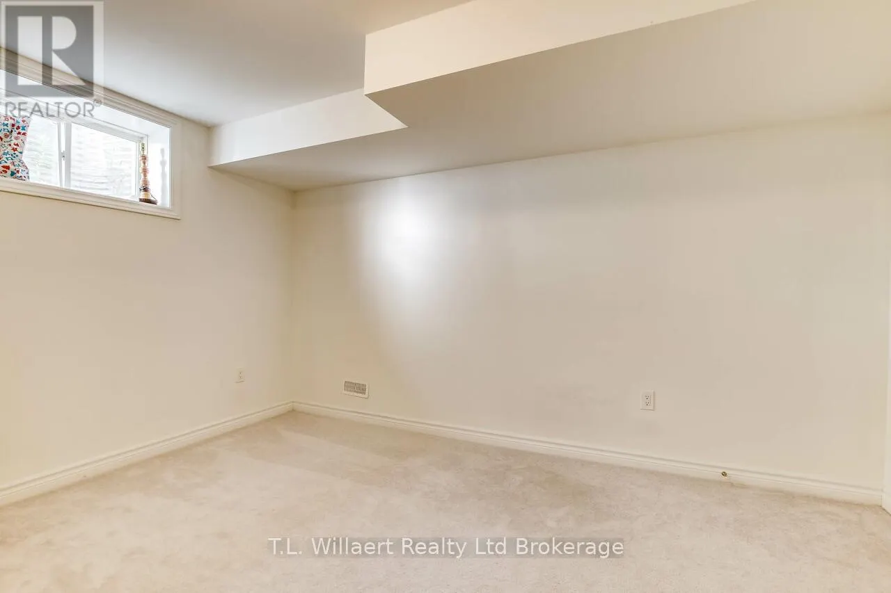 15 HARWOOD STREET