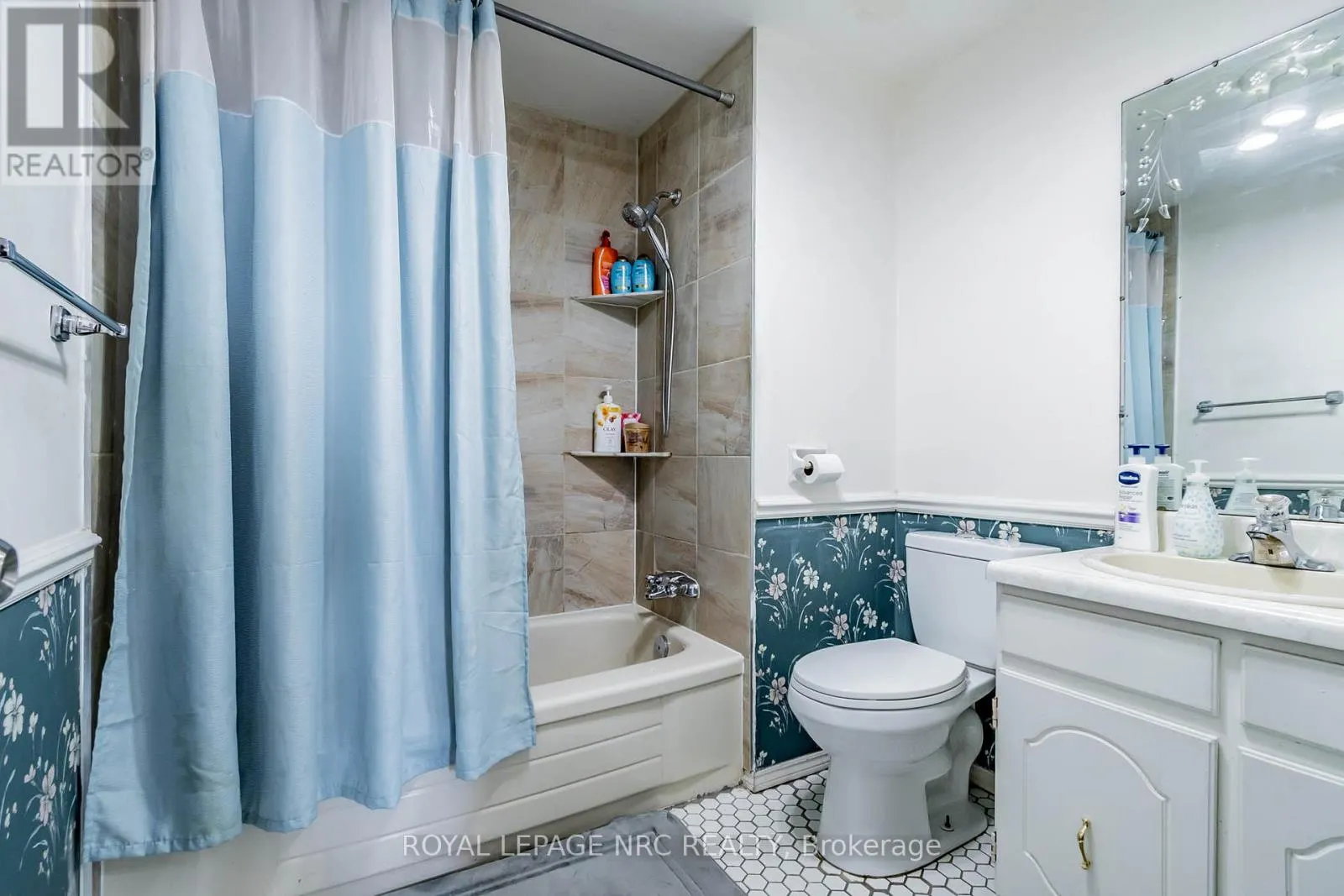 14 - 64 FORSTER STREET, #14