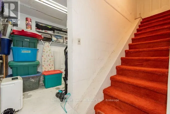18 SULLIVAN'S LANE