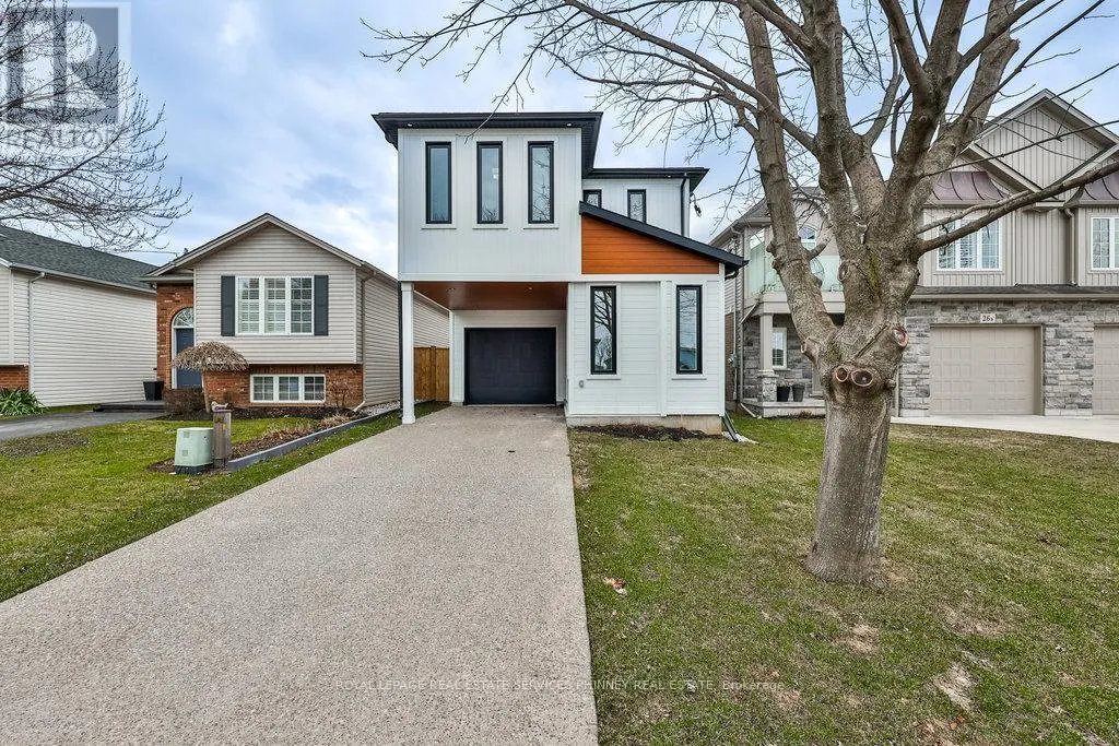 28 LAKESIDE DRIVE