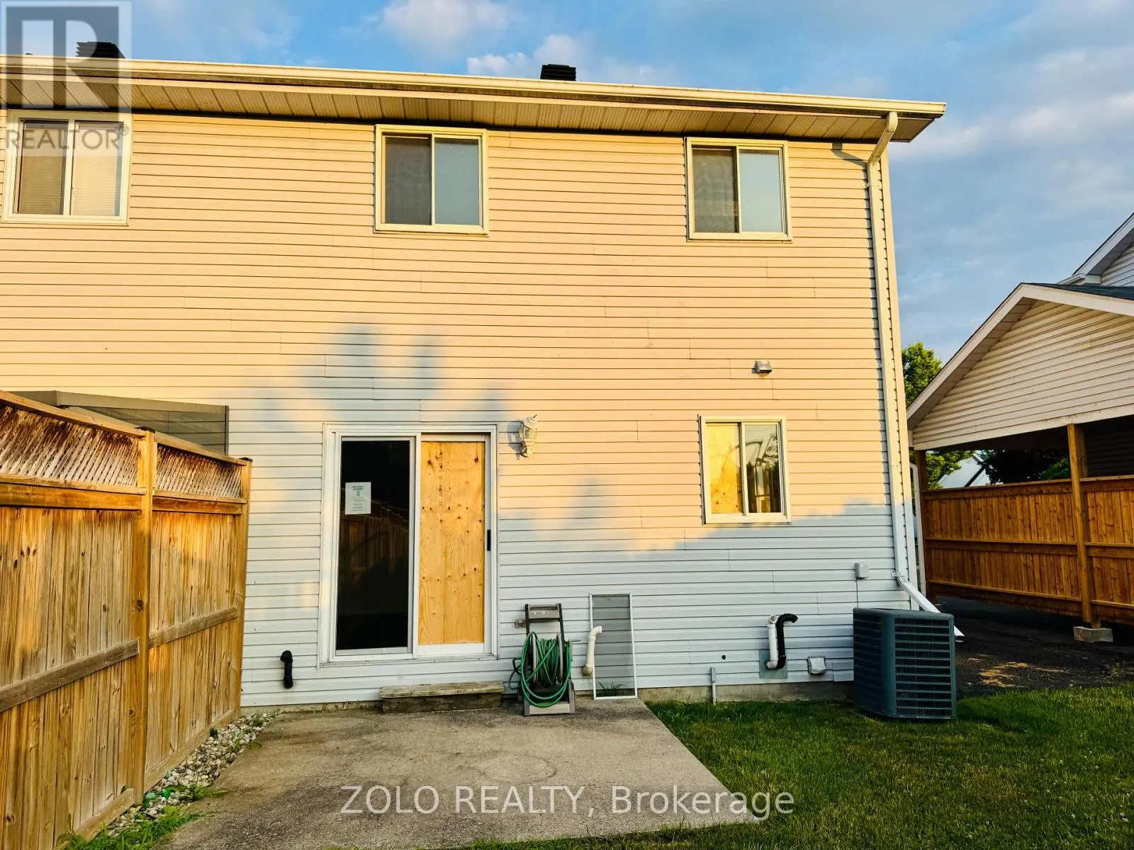 2313 EMILY CRESCENT