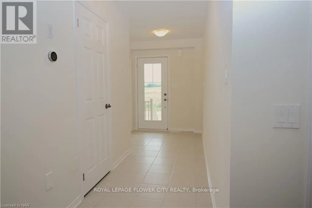 151 THOMPSON ROAD E