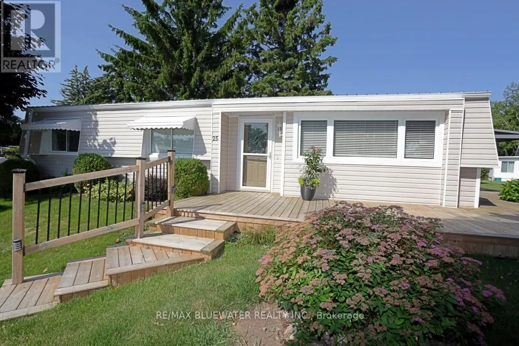25 MAPLE GROVE COURT E