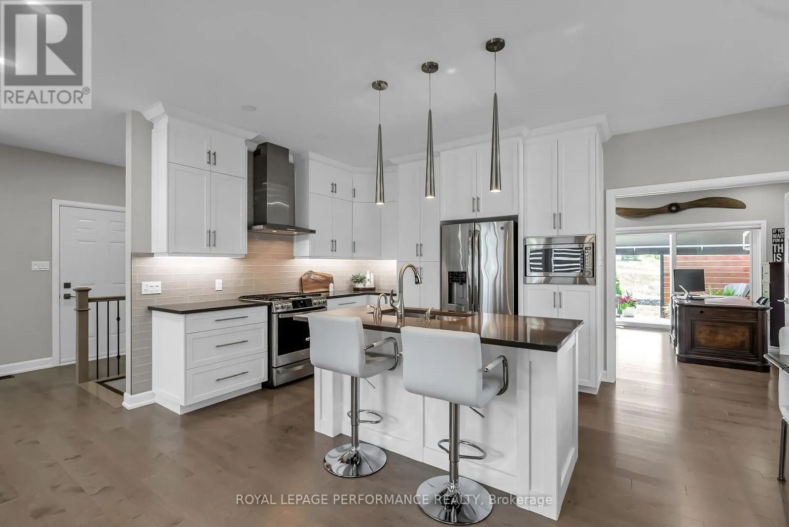 4 MATTHEW KIERAN CRESCENT