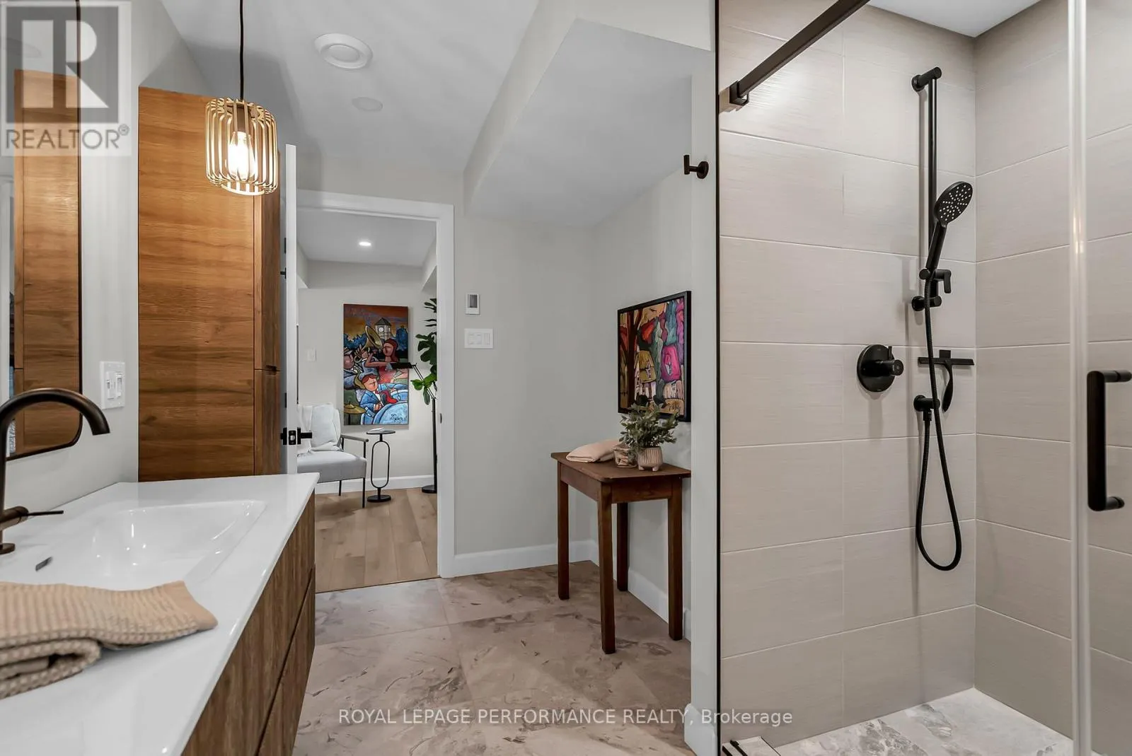 4 MATTHEW KIERAN CRESCENT