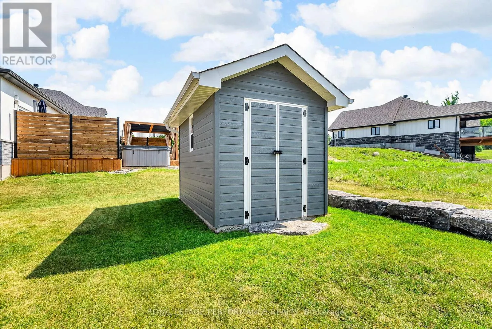4 MATTHEW KIERAN CRESCENT