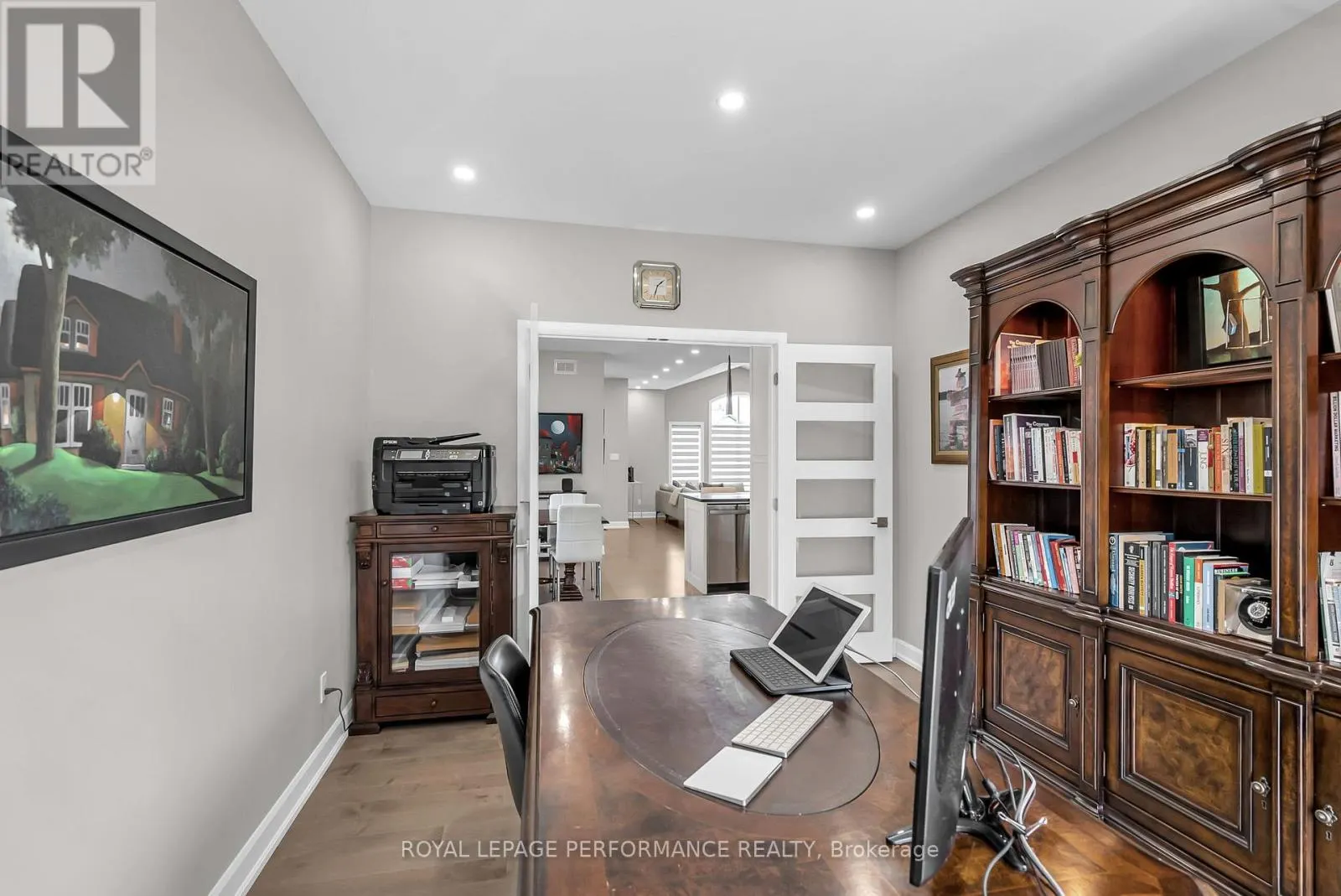 4 MATTHEW KIERAN CRESCENT