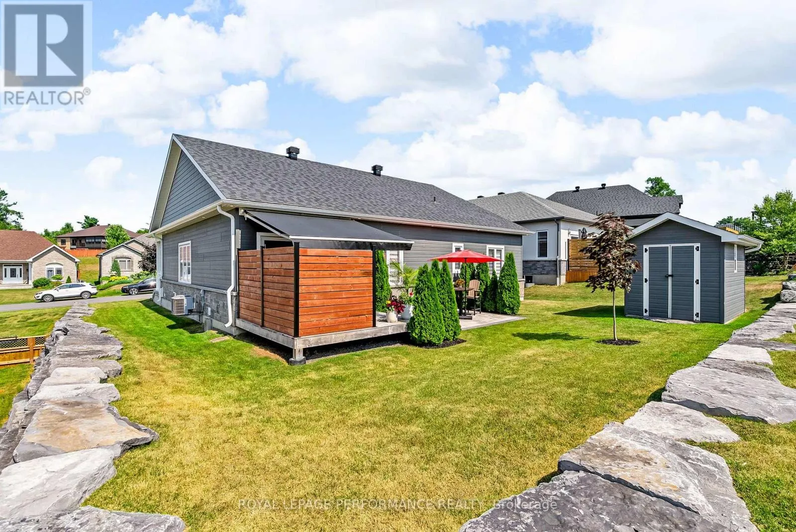 4 MATTHEW KIERAN CRESCENT