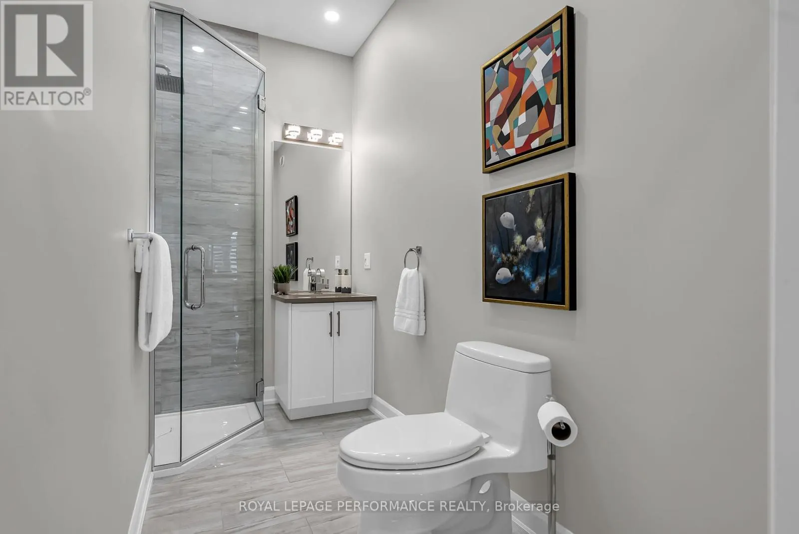 4 MATTHEW KIERAN CRESCENT