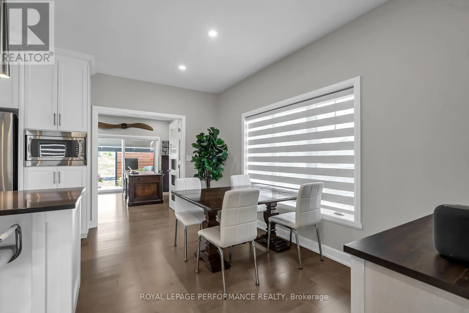 4 MATTHEW KIERAN CRESCENT
