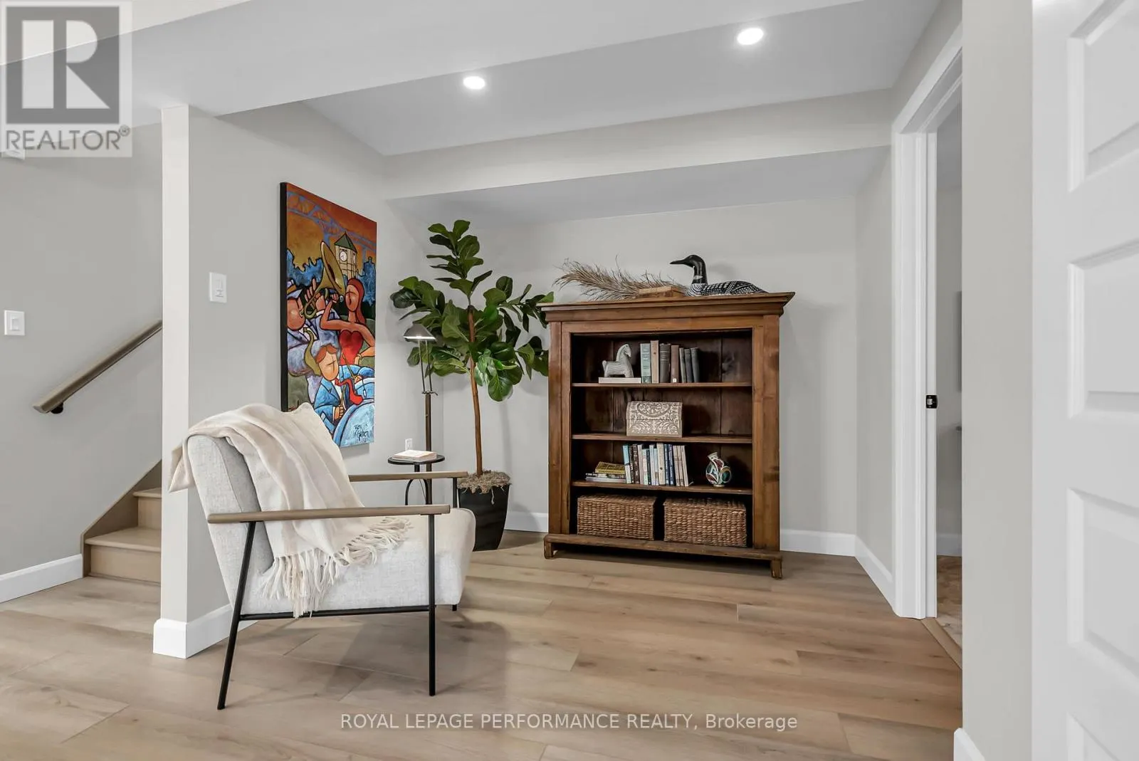 4 MATTHEW KIERAN CRESCENT