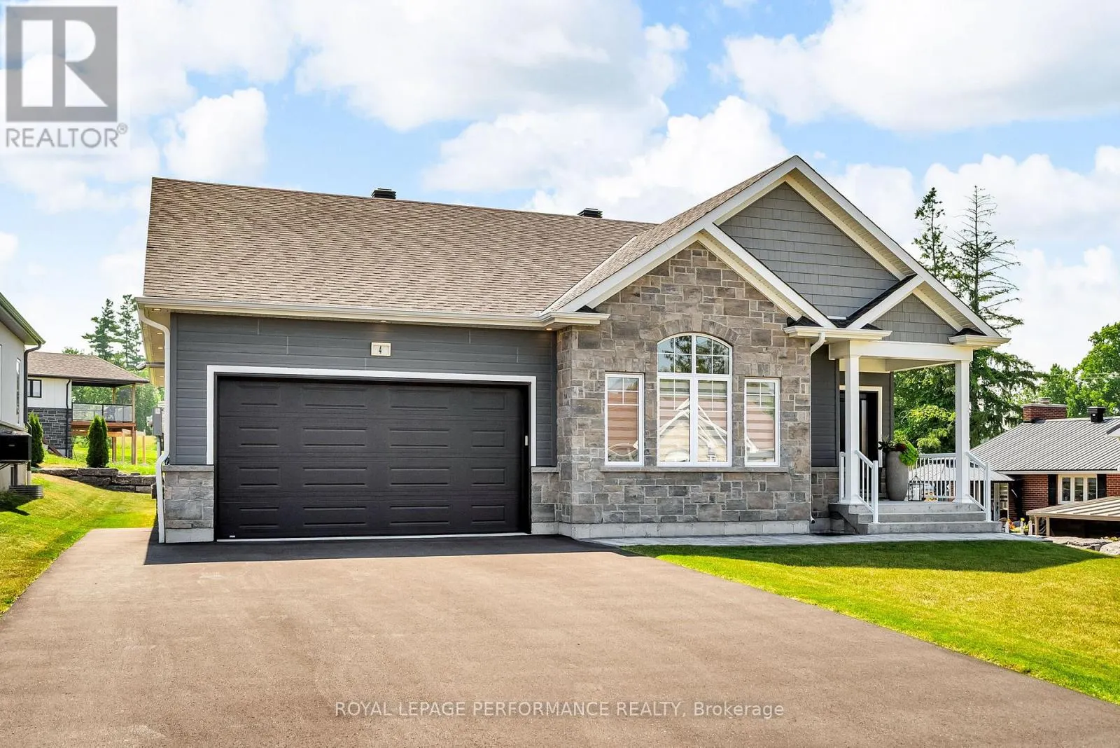 4 MATTHEW KIERAN CRESCENT