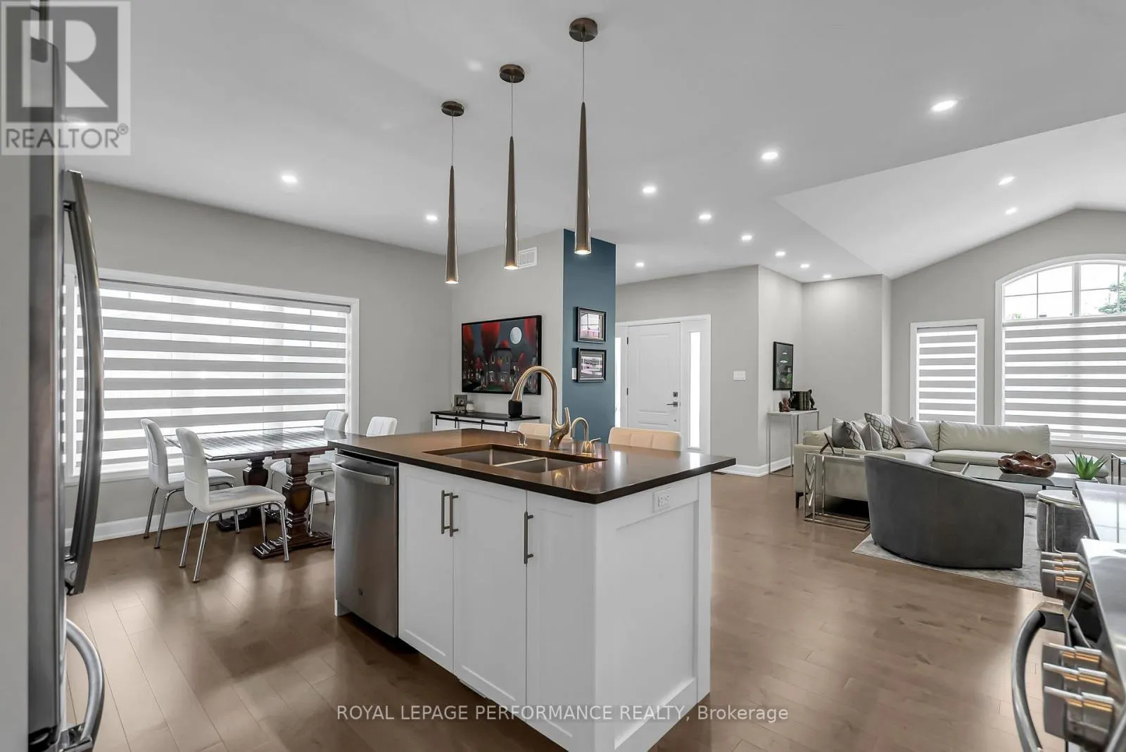 4 MATTHEW KIERAN CRESCENT