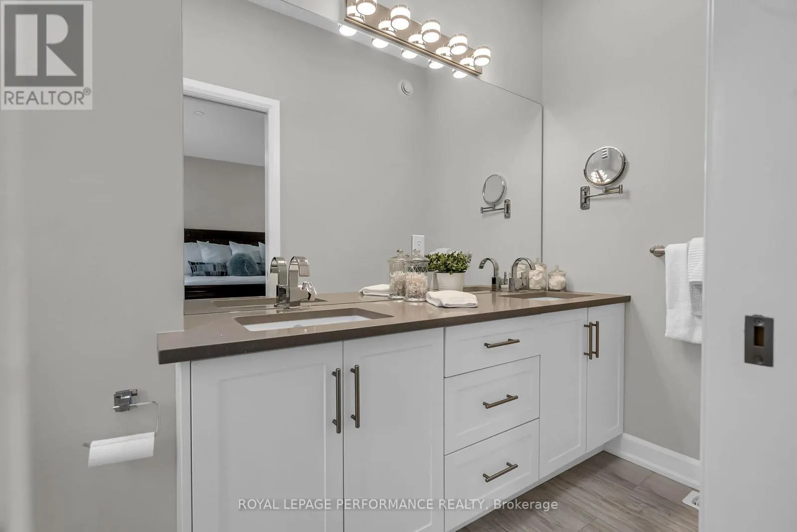 4 MATTHEW KIERAN CRESCENT